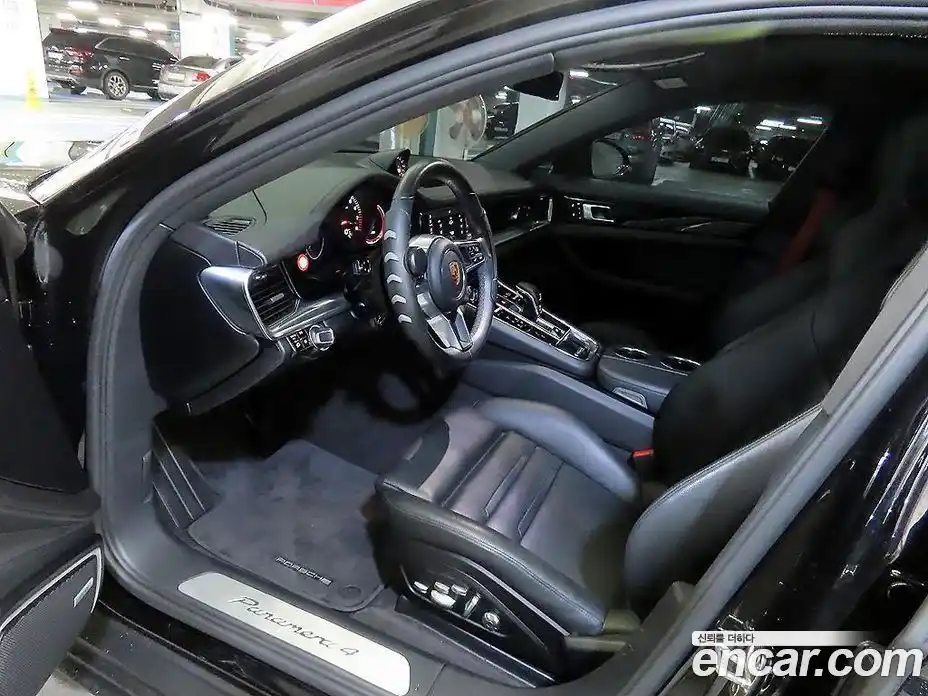 Porsche Panamera 2019 3.0 гидро в Москве № 1135636, фото 6