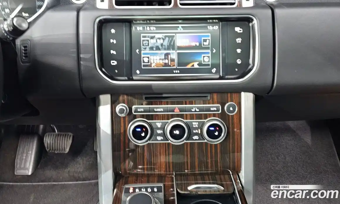 Land Rover Range-Rover 2016 4.4 гидро в Москве № 1136440, фото 15