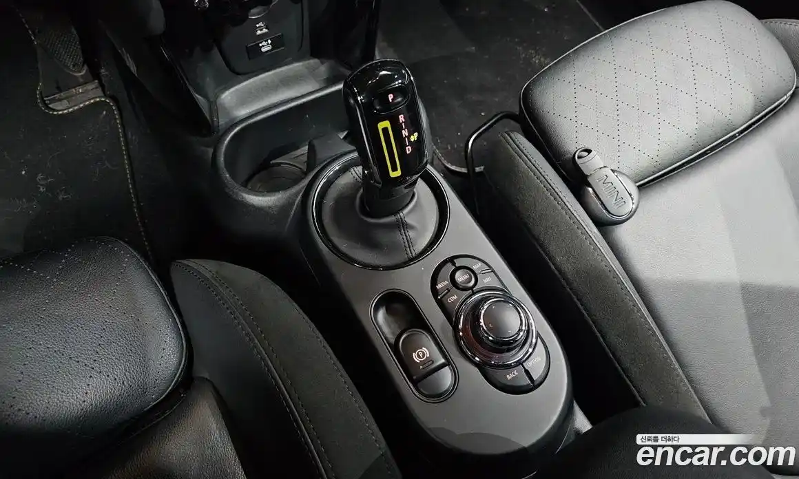 Mini Cooper 2022 гидро в Москве № 1138058, фото 9