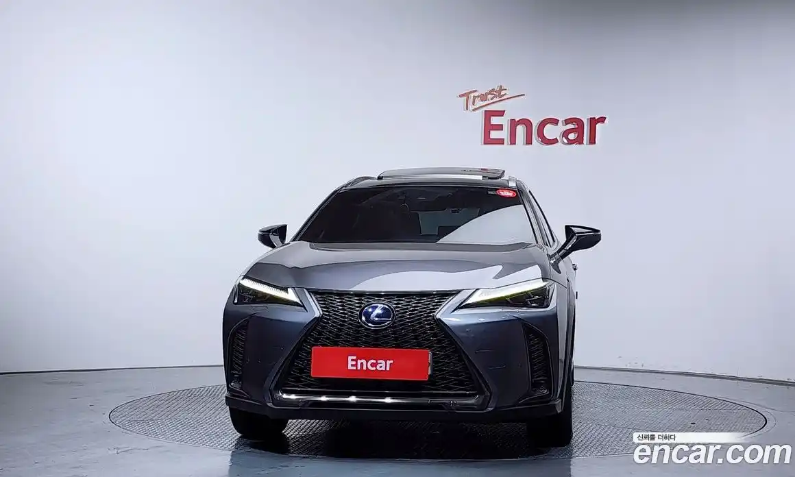 Lexus UX 2020 2.0 гидро в Москве № 1138746, фото 3