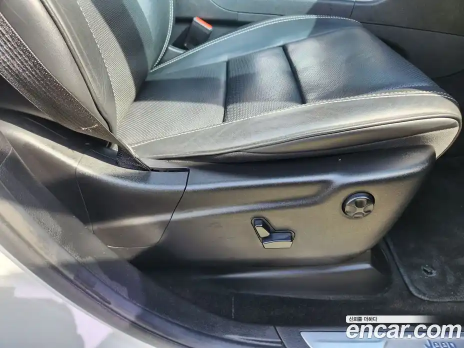 Jeep Cherokee 2014 3.0 гидро в Москве № 1139274, фото 12