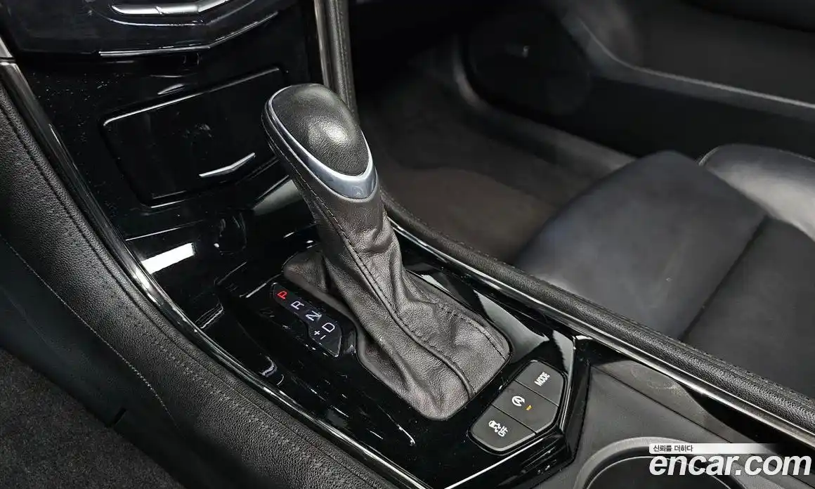 Cadillac ATS 2016 2.0 гидро в Москве № 1139760, фото 9