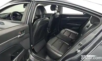 Hyundai Avante 2018 1.6 гидро в Москве № 1141708, миниатюра 12