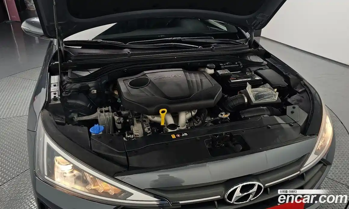 Hyundai Avante 2018 1.6 гидро в Москве № 1141708, фото 6