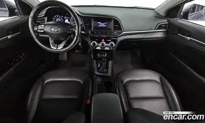 Hyundai Avante 2018 1.6 гидро в Москве № 1141708, миниатюра 7