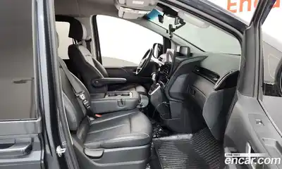 Hyundai Staria 2024 2.2 Автомат в Москве № 1142857, миниатюра 11