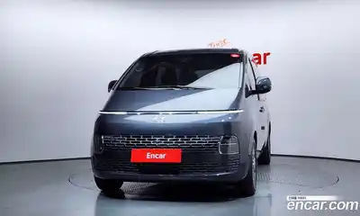 Hyundai Staria 2024 2.2 Автомат в Москве № 1142857, миниатюра 3