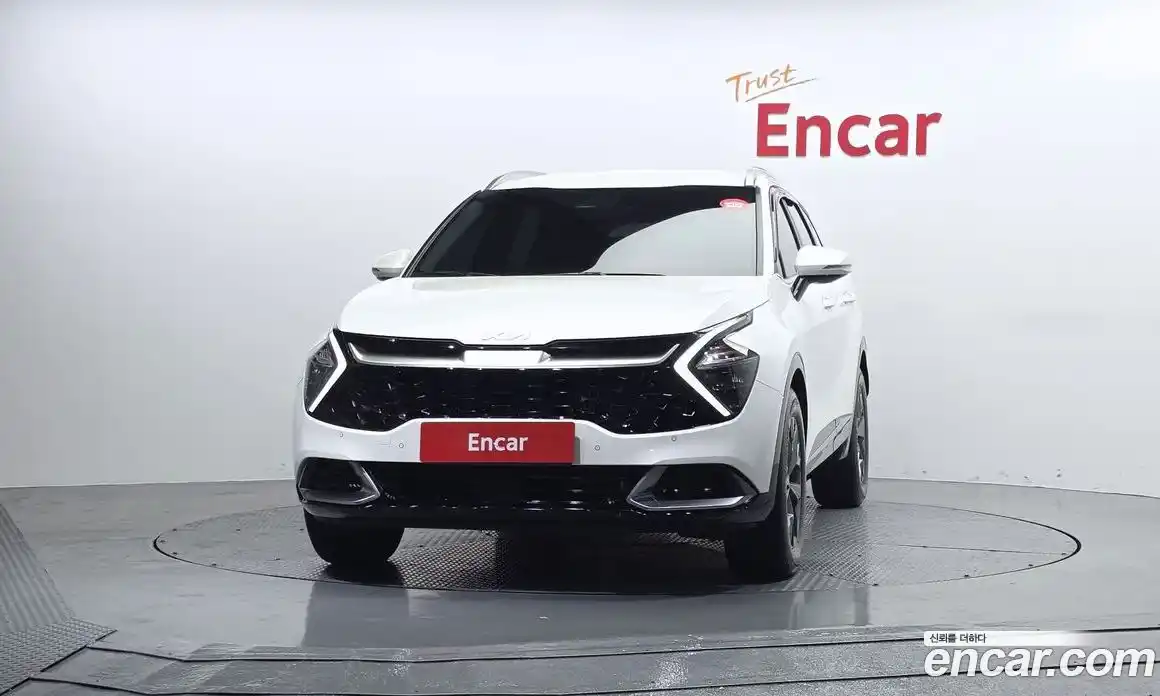 Kia Sportage 2023 1.6 Автомат в Москве № 1142927, фото 3