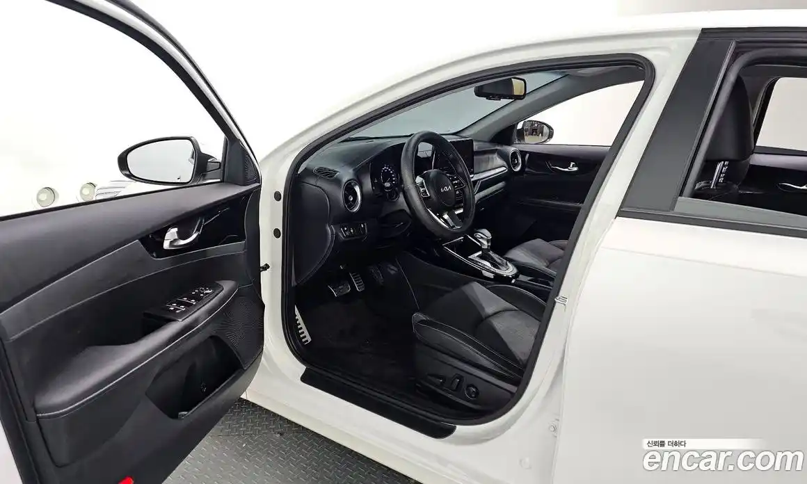 Kia K3 2023 1.6 Автомат в Москве № 1142953, фото 10