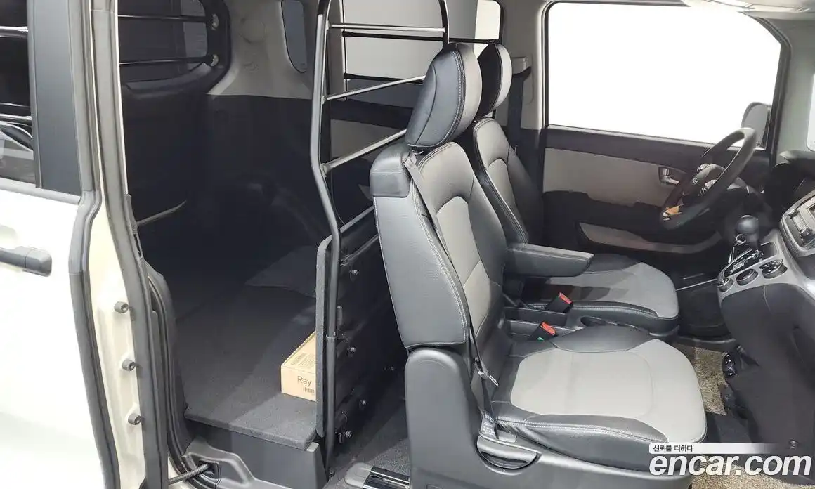 Kia Ray 2021 1.0 Автомат в Москве № 1143040, фото 11