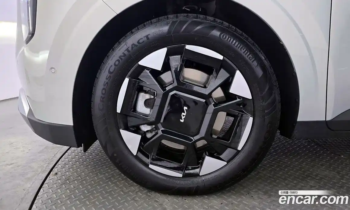 Kia Canival 2024 2.2 Автомат в Москве № 1143180, фото 5