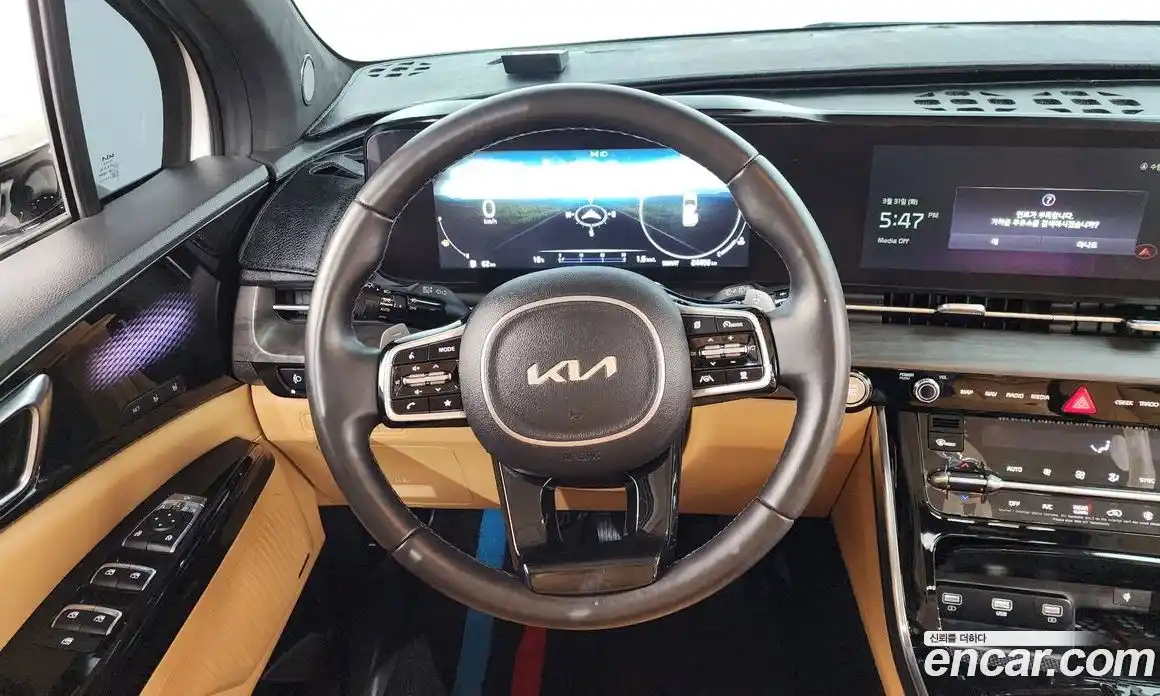 Kia Canival 2023 3.5 Автомат в Москве № 1143258, фото 13