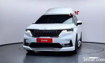 Kia Canival 2023 3.5 Автомат в Москве № 1143258, миниатюра 3