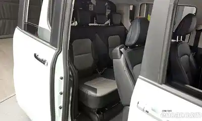 Kia Ray 2021 1.0 Автомат в Москве № 1143323, миниатюра 12