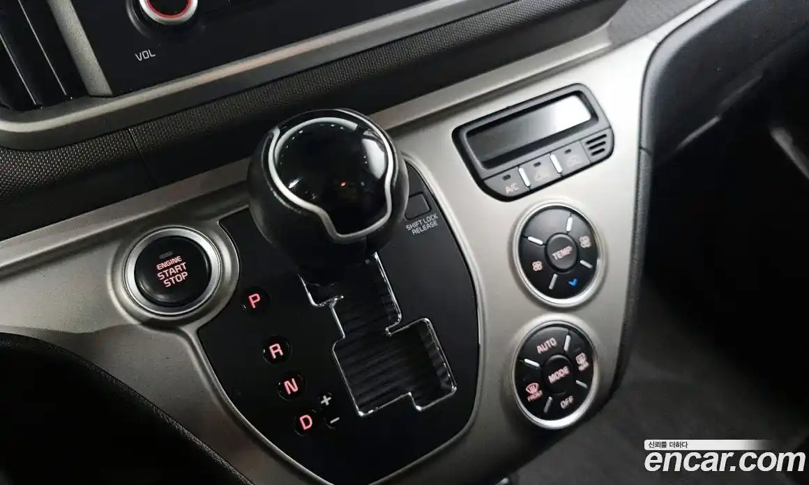 Kia Ray 2021 1.0 Автомат в Москве № 1143323, фото 9