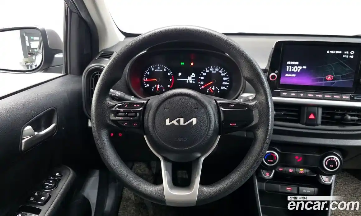 Kia Morning 2021 1.0 Автомат в Москве № 1143342, фото 12