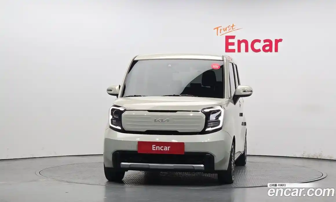 Kia Ray 2023 1.0 Автомат в Москве № 1143356, фото 3