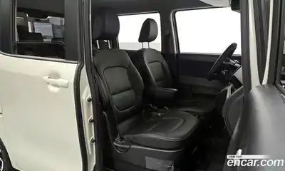 Kia Ray 2023 1.0 Автомат в Москве № 1143356, миниатюра 10