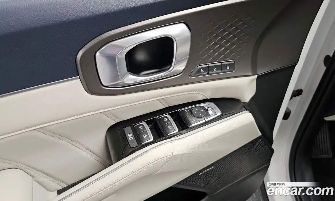 Kia Sorento 2024 1.6 Автомат в Москве № 1143383, фото 19