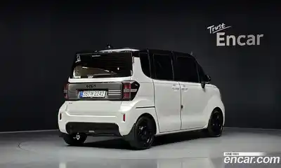 Kia Ray 2023 1.0 Автомат в Москве № 1143402, миниатюра 2