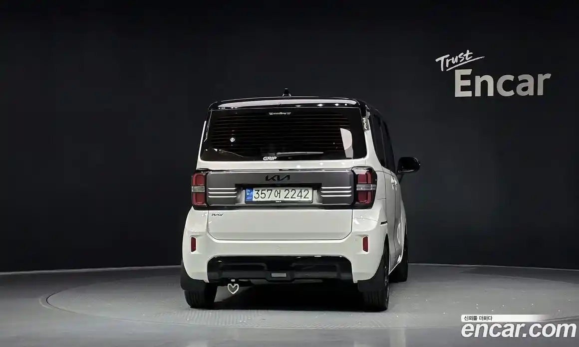 Kia Ray 2023 1.0 Автомат в Москве № 1143402, фото 4