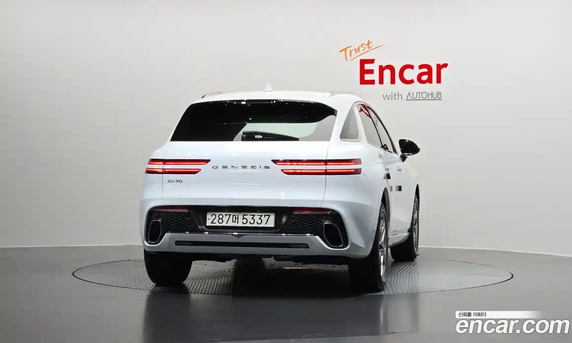 Genesis GV70 2022 2.5 Автомат в Москве № 1143584, фото 4