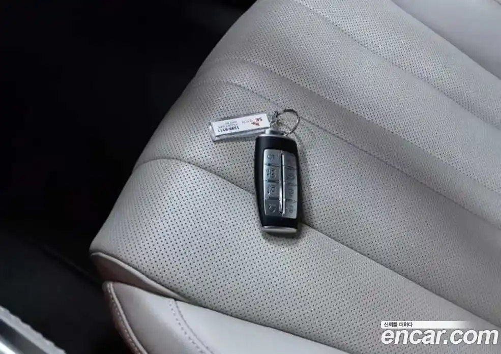 Genesis GV80 2023 2.5 Автомат в Москве № 1143702, фото 12