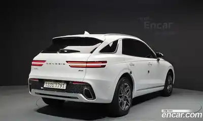 Genesis GV70 2022 2.5 Автомат в Москве № 1143721, миниатюра 2