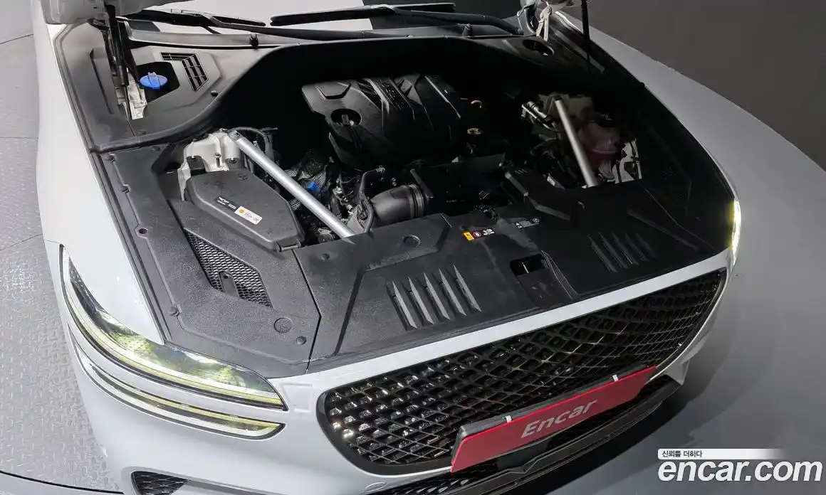 Genesis GV70 2022 2.5 Автомат в Москве № 1143721, фото 6