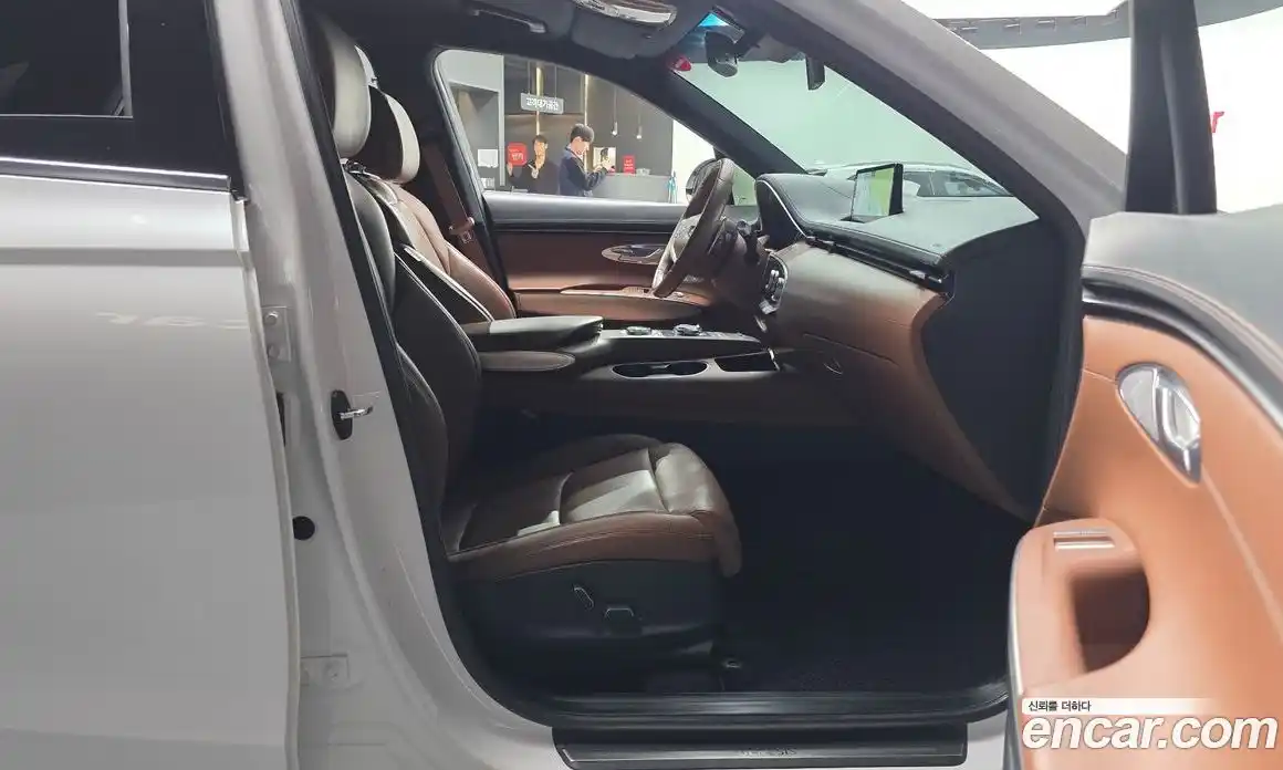 Genesis GV70 2021 2.5 Автомат в Москве № 1143745, фото 11