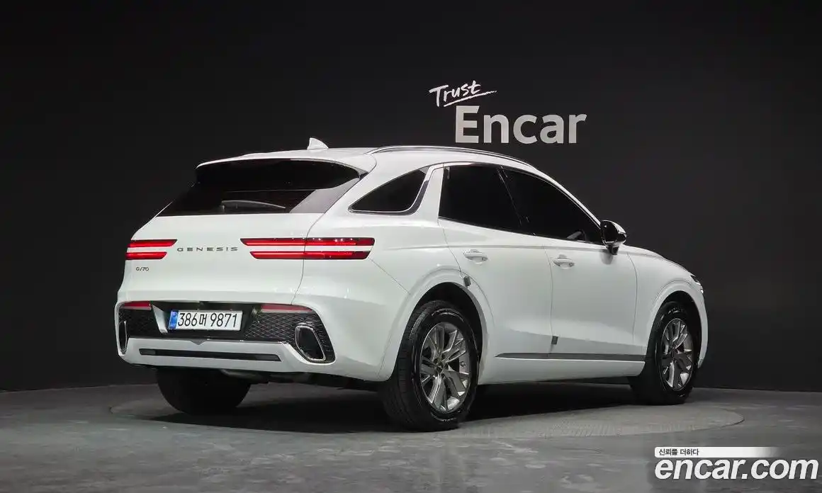 Genesis GV70 2021 2.5 Автомат в Москве № 1143745, фото 2