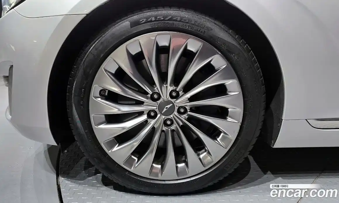 Genesis EQ900 2016 3.8 Автомат в Москве № 1143763, фото 5