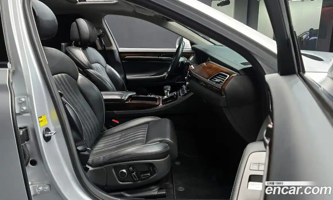 Genesis EQ900 2016 3.8 Автомат в Москве № 1143763, фото 10