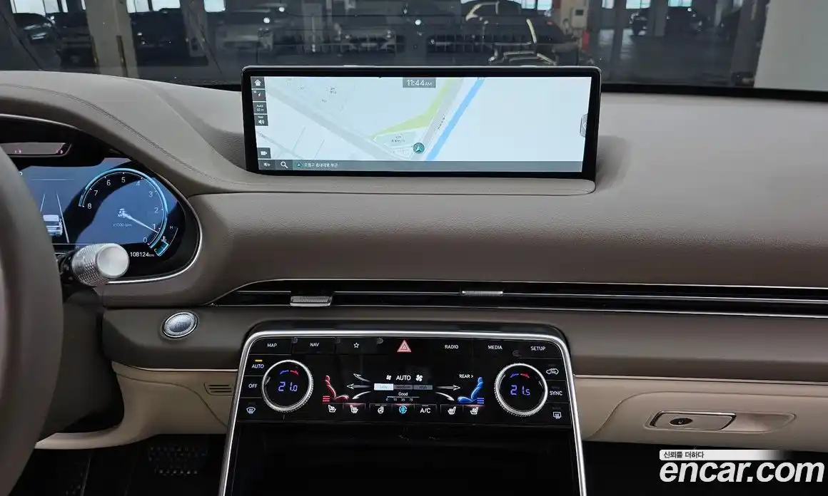 Genesis GV80 2023 2.5 Автомат в Москве № 1143799, фото 14