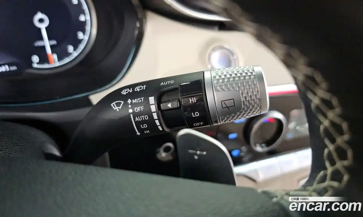 Genesis GV70 2021 2.5 Автомат в Москве № 1143813, фото 15