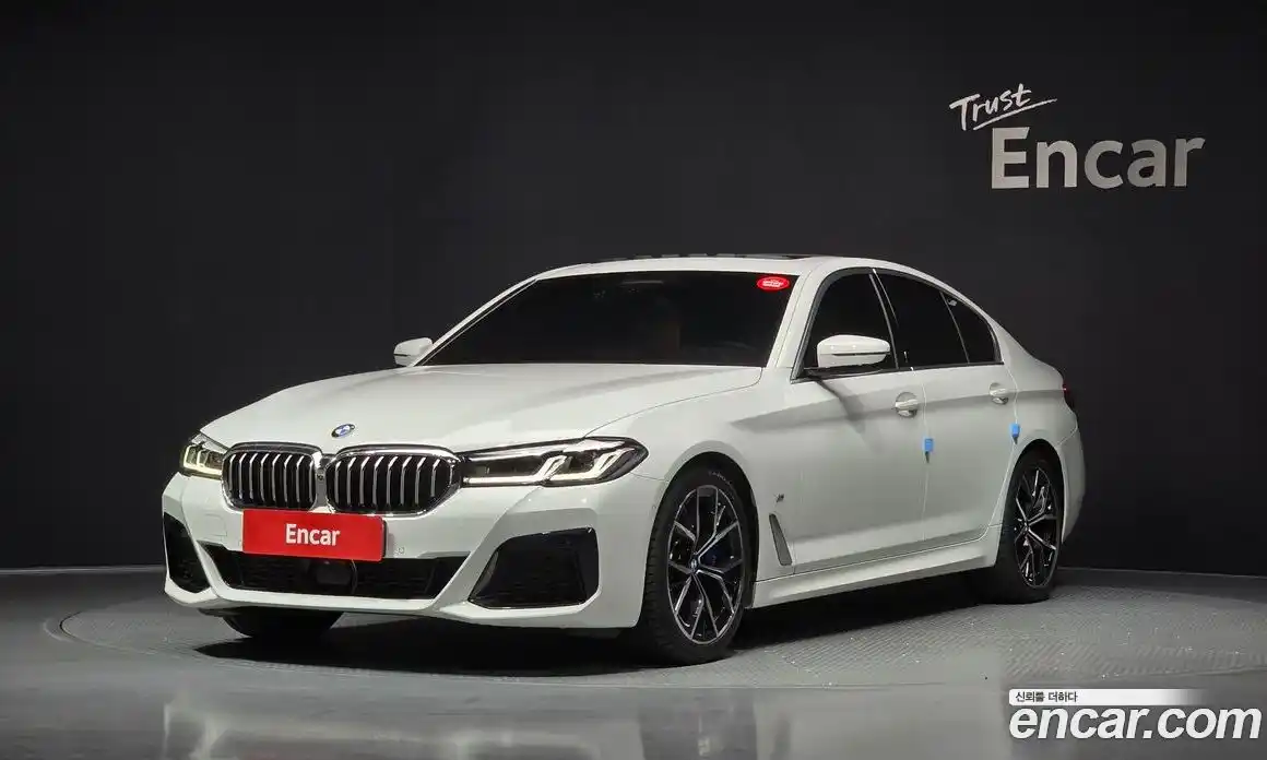 BMW 5-Series 2023 2.0 гидро в Москве № 1144540, фото 1
