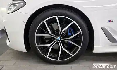 BMW 5-Series 2023 2.0 гидро в Москве № 1144540, миниатюра 5