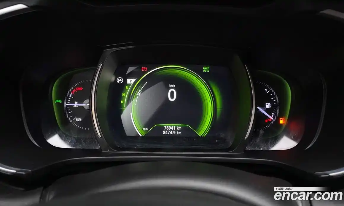Renault QM6 2016 2.0 гидро в Москве № 1145943, фото 8