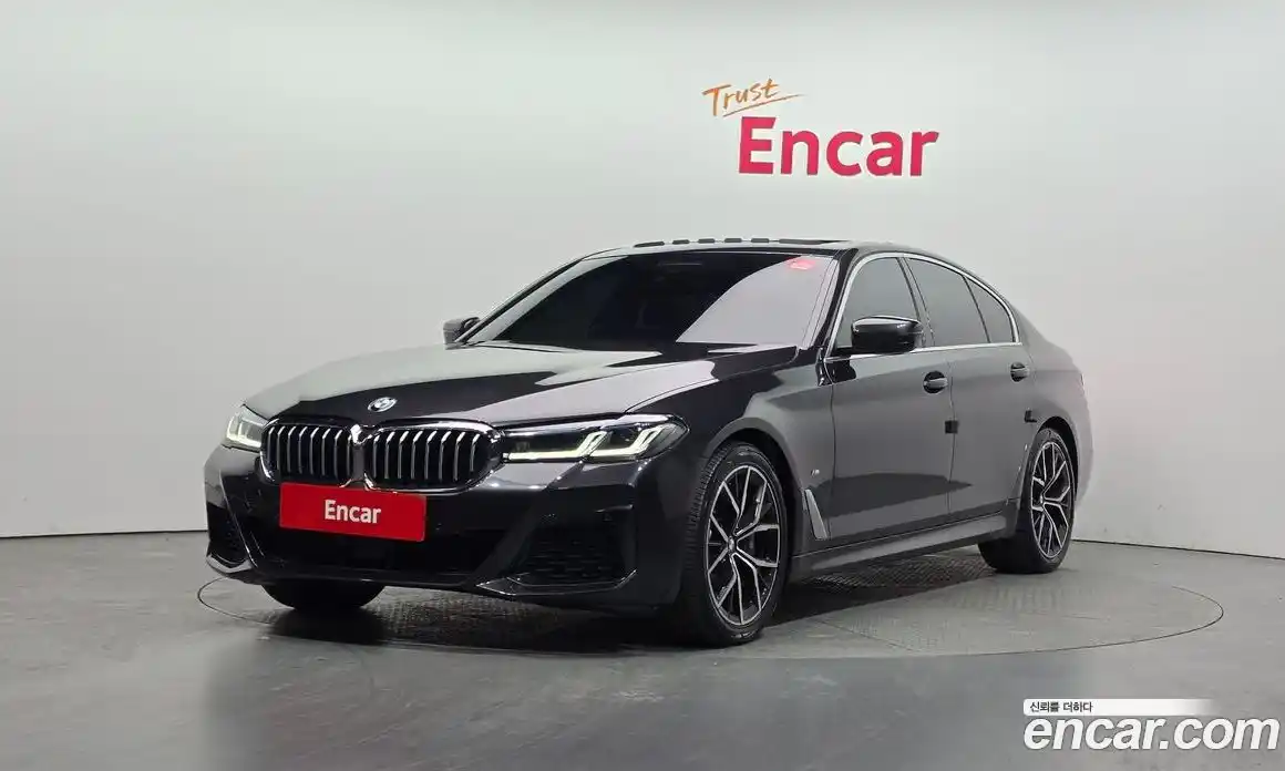 BMW 5-Series 2022 2.0 Автомат в Москве № 1146159, фото 1