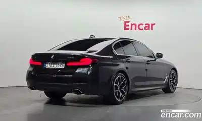 BMW 5-Series 2022 2.0 Автомат в Москве № 1146159, миниатюра 2