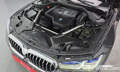 BMW 5-Series 2022 2.0 Автомат в Москве № 1146159, миниатюра 6