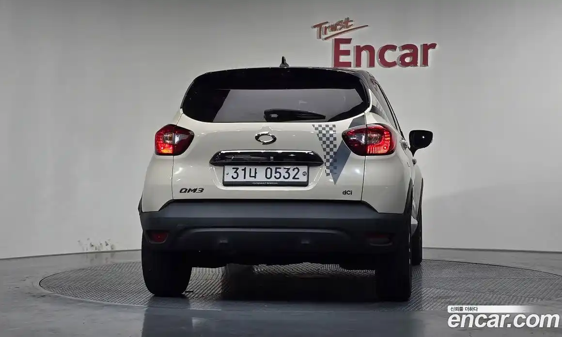 Renault QM3 2015 1.5 Автомат в Москве № 1146565, фото 4