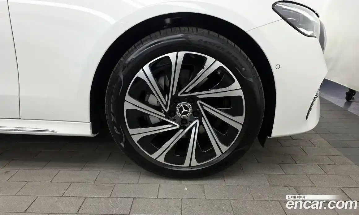 Mercedes-Benz E-Class 2025 2.0 гидро в Москве № 1146891, фото 5