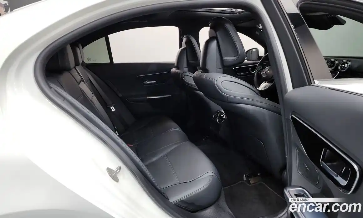Mercedes-Benz C-Class 2023 2.0 гидро в Москве № 1147339, фото 12