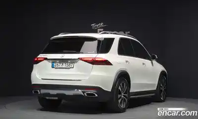 Mercedes-Benz GLE-Class 2024 2.0 Автомат в Москве № 1147499, миниатюра 2