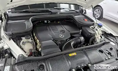 Mercedes-Benz GLE-Class 2024 2.0 Автомат в Москве № 1147499, миниатюра 6
