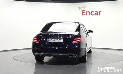 Mercedes-Benz E-Class 2018 2.0 гидро в Москве № 1147692, миниатюра 4