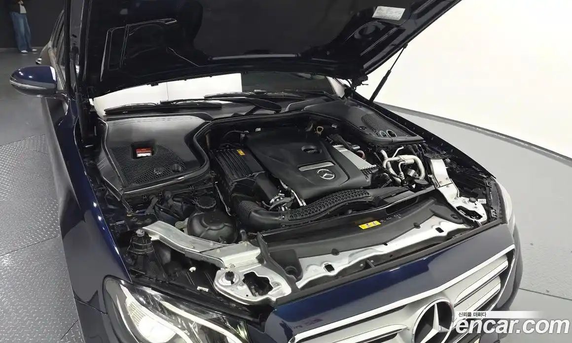 Mercedes-Benz E-Class 2018 2.0 гидро в Москве № 1147692, фото 6