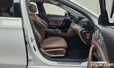 Mercedes-Benz E-Class 2018 2.0 Автомат в Москве № 1147849, миниатюра 11