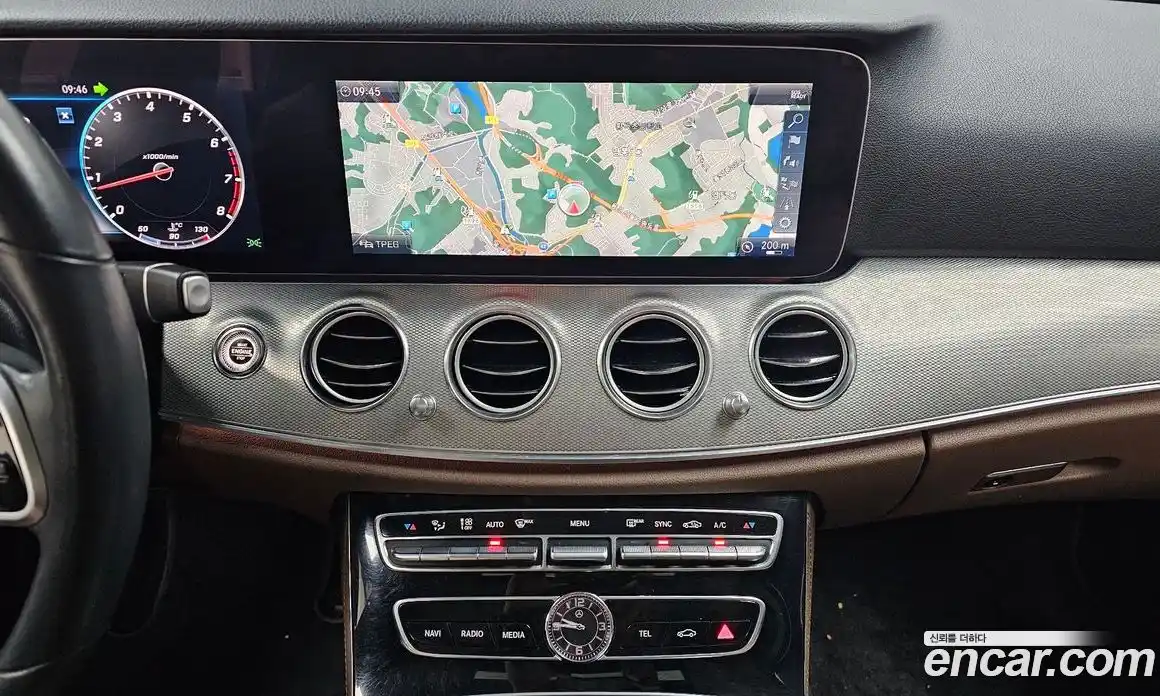 Mercedes-Benz E-Class 2018 2.0 Автомат в Москве № 1147849, фото 15